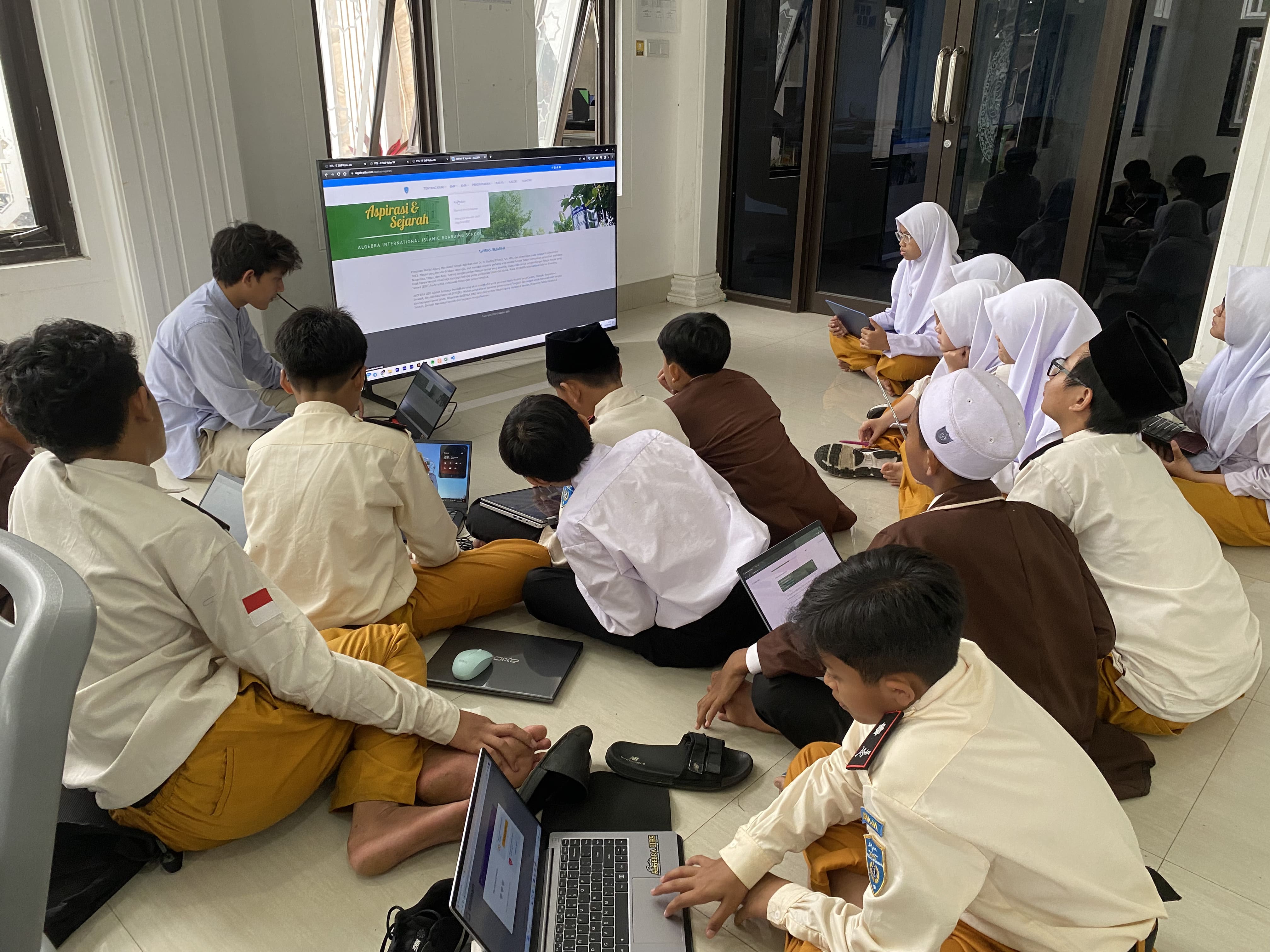 6 Penyebab Anak Susah Fokus Belajar & Cara Mengatasinya